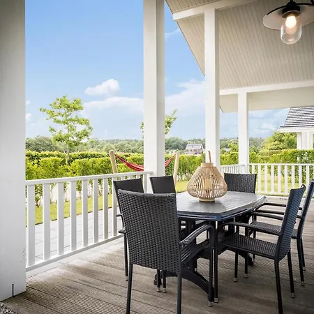 3 Bedroom Stunning In *