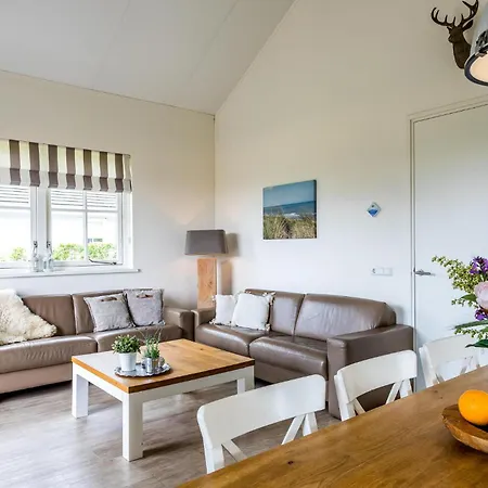 Ferienhaus 3 Bedroom Stunning In