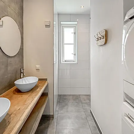3 Bedroom Stunning In Ferienhaus *